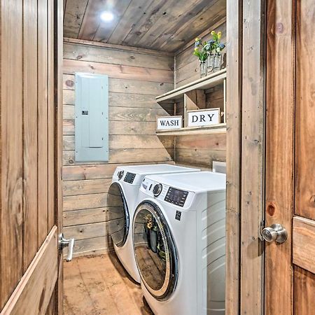 Luxe Broken Bow Cabin With Tesla Charging Station Stephens Gap Exteriér fotografie